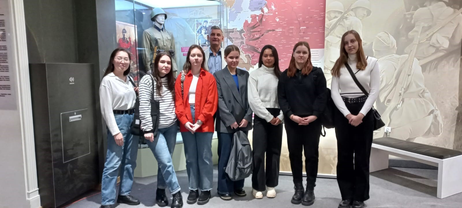 Студенты-регионоведы посетили Музей Великой Отечественной войны в Кремле ,ИМО, кафедра регионоведения и цифровой гуманитаристики