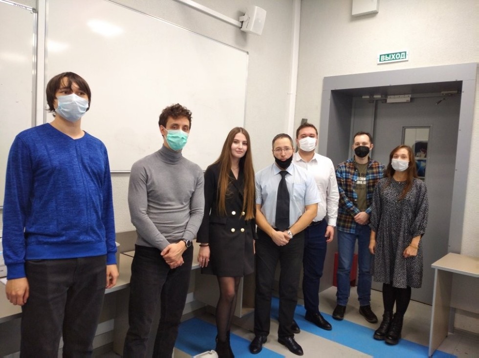 Девятнадцатое заседание дискуссионного клуба Девятнадцатое заседание дискуссионного клуба