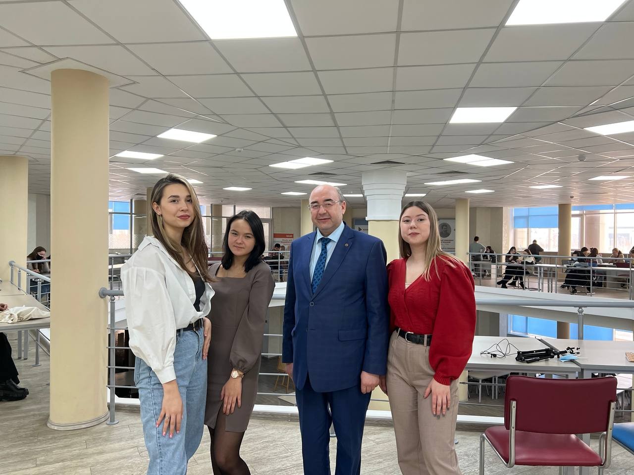 Филология һәм мәдәниятара багланышлар институтында 'Телләргә өйрәтү методикасын камилләштерү: алдынгы тәҗрибә алмашу мәйданчыгы' дигән VI Халыкара фәнни-методик онлайн семинар узды Филология һәм мәдәниятара багланышлар институтында 'Телләргә өйрәтү методикасын камилләштерү: алдынгы тәҗрибә алмашу мәйданчыгы' дигән VI Халыкара фәнни-методик онлайн семинар узды