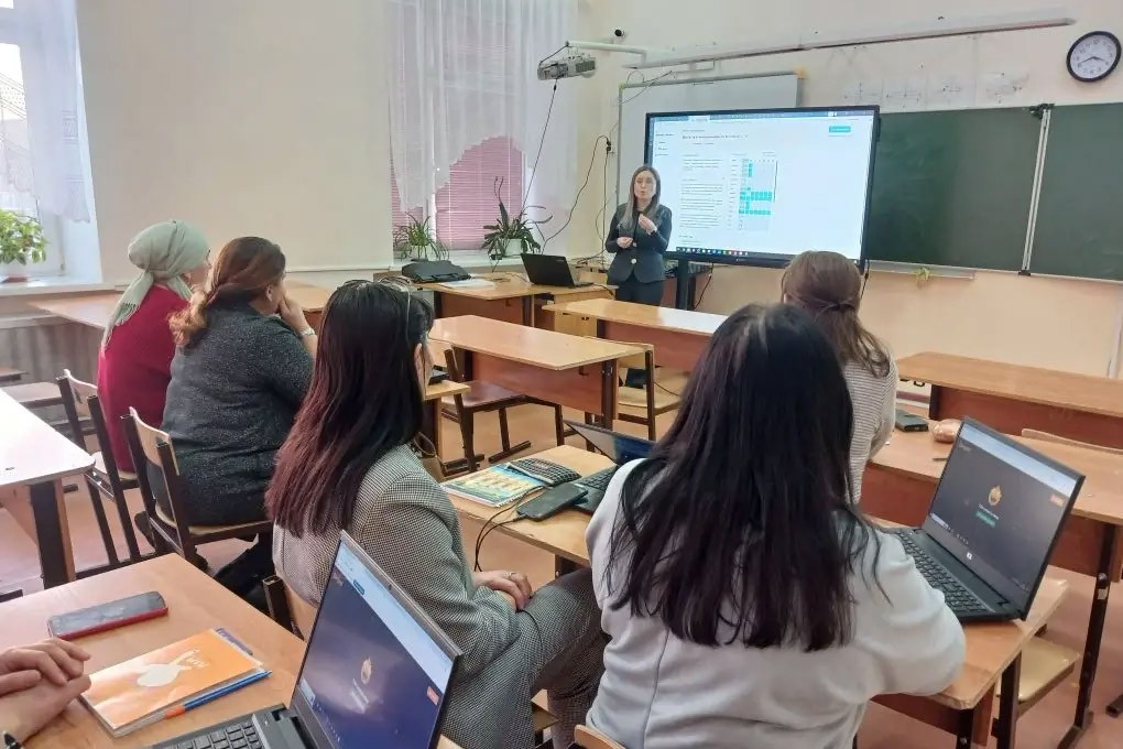 В Елабужском институте КФУ стартовали курсы повышения квалификации для учителей татарского языка и литературы В Елабужском институте КФУ стартовали курсы повышения квалификации для учителей татарского языка и литературы