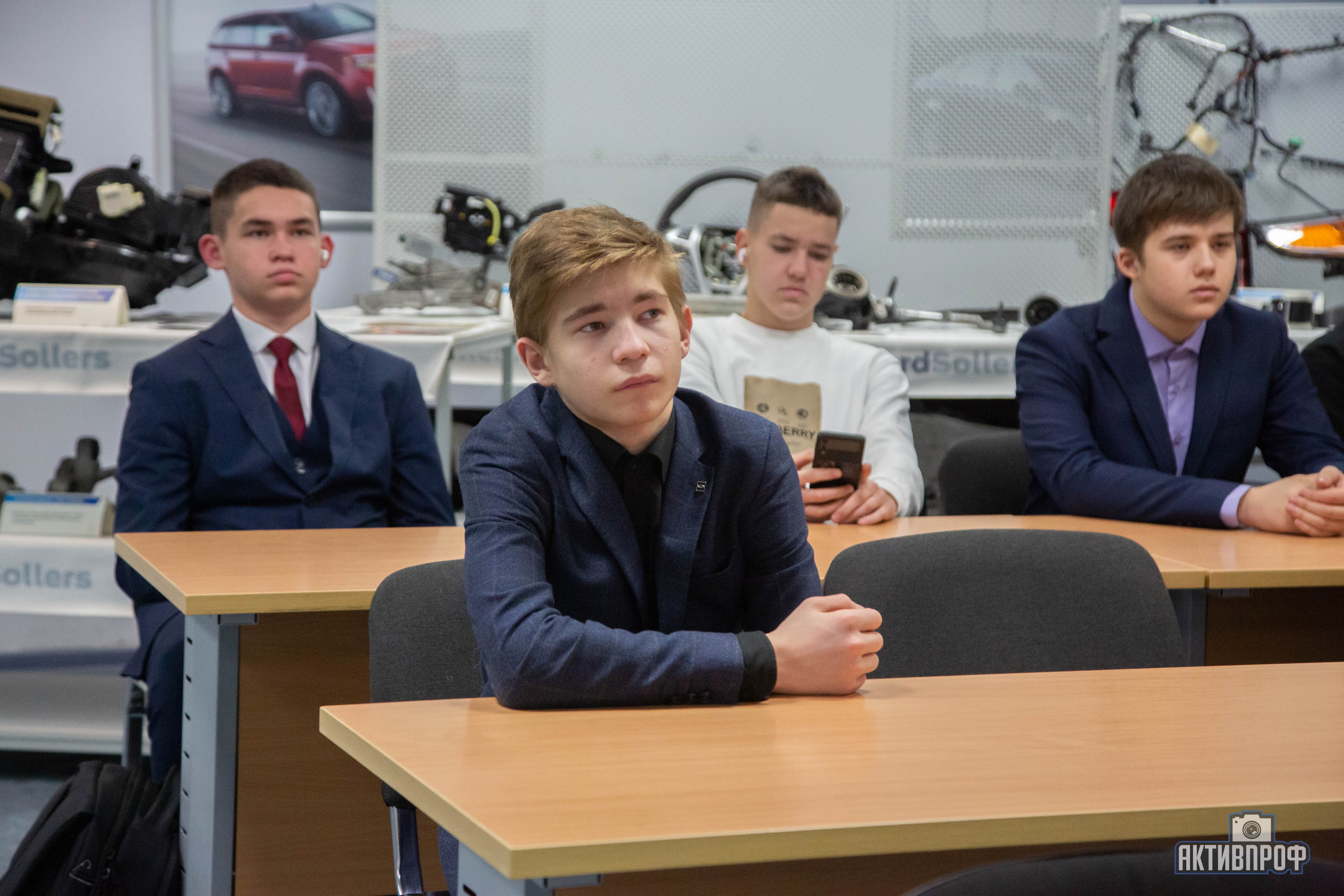 ���������-������������� ������� �����������  ����  ����������� ���������� ,�������, ������-���������������� �����������, ����������� ��������������� �����