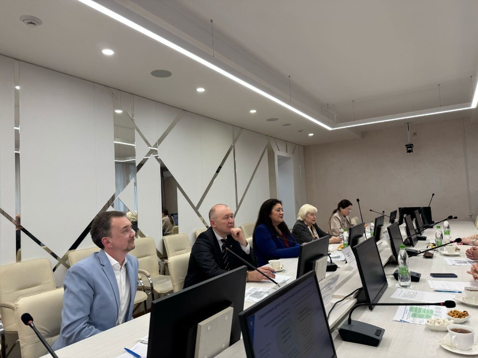 ������� ������� � ������-��������������� �������� ���� ���������� ��������� ���������� �.�. �� ������������ ������� ������������ ��������� ���������� � �����������