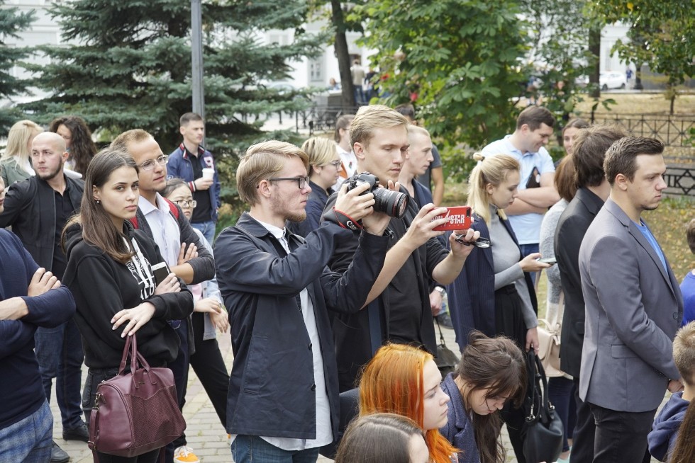 Minister of Youth Affairs of Tatarstan Damir Fattakhov listened to students' ideas on youth employment