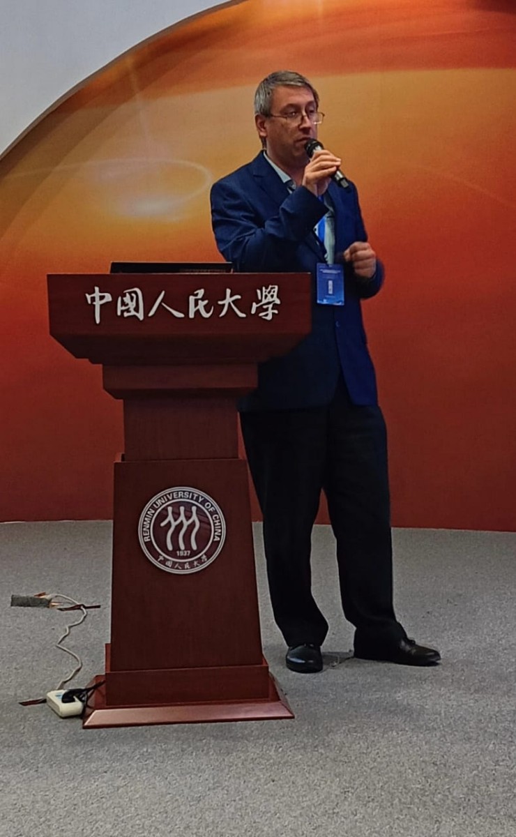 До стен недвижного Китая? До стен недвижного Китая?