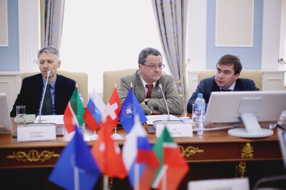 Visit by Ambassador of Switzerland Yves Rossier