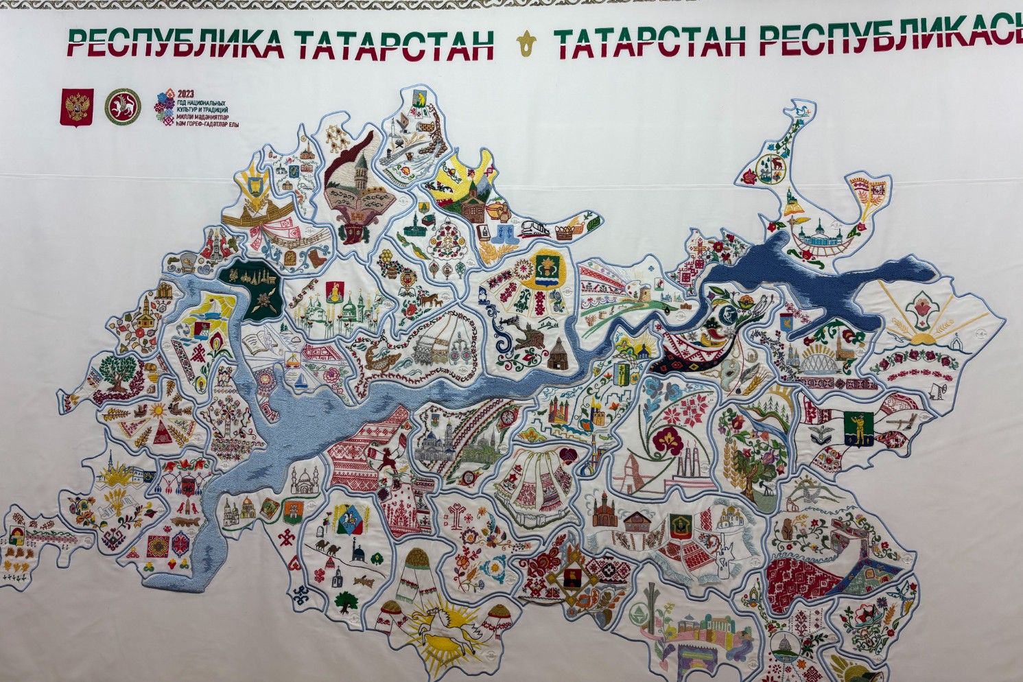 Студенты-лингвисты Елабужского института КФУ погрузились в мир народных традиций в Музее современного этноискусства Студенты-лингвисты Елабужского института КФУ погрузились в мир народных традиций в Музее современного этноискусства