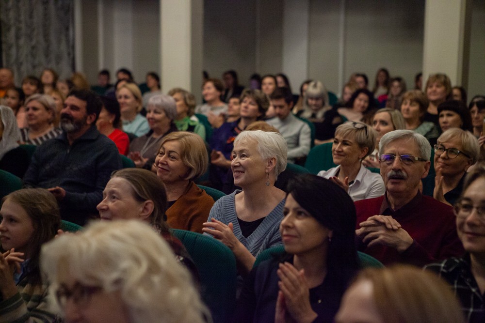Фестиваль 'Хибла Герзмава приглашает...': подарок коллективу к 125-летию Елабужского института КФУ Фестиваль 'Хибла Герзмава приглашает...': подарок коллективу к 125-летию Елабужского института КФУ