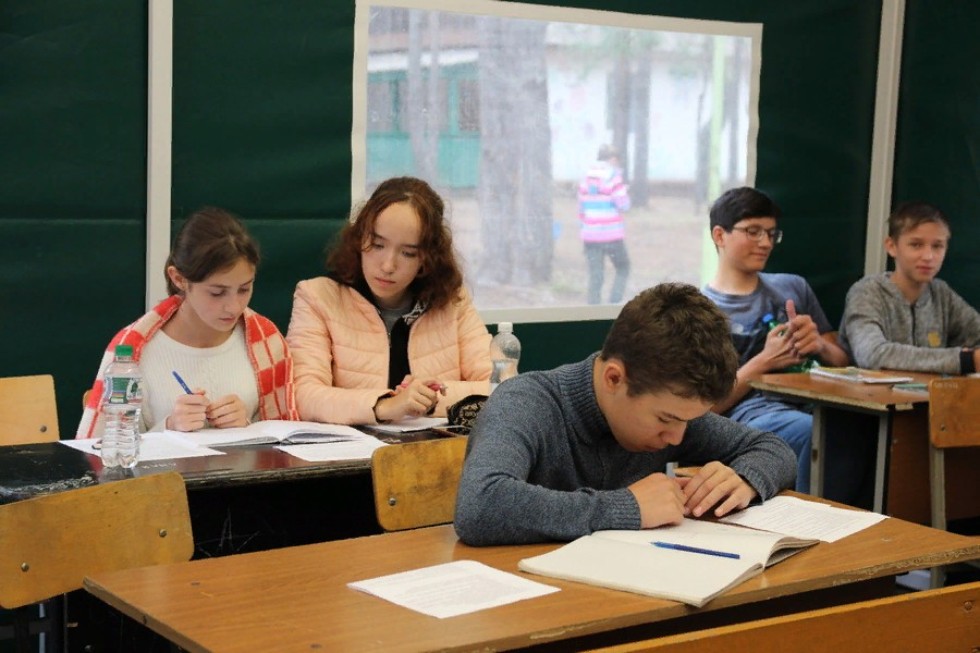 Летняя физико-математическая школа Елабужского института КФУ продолжает свою работу