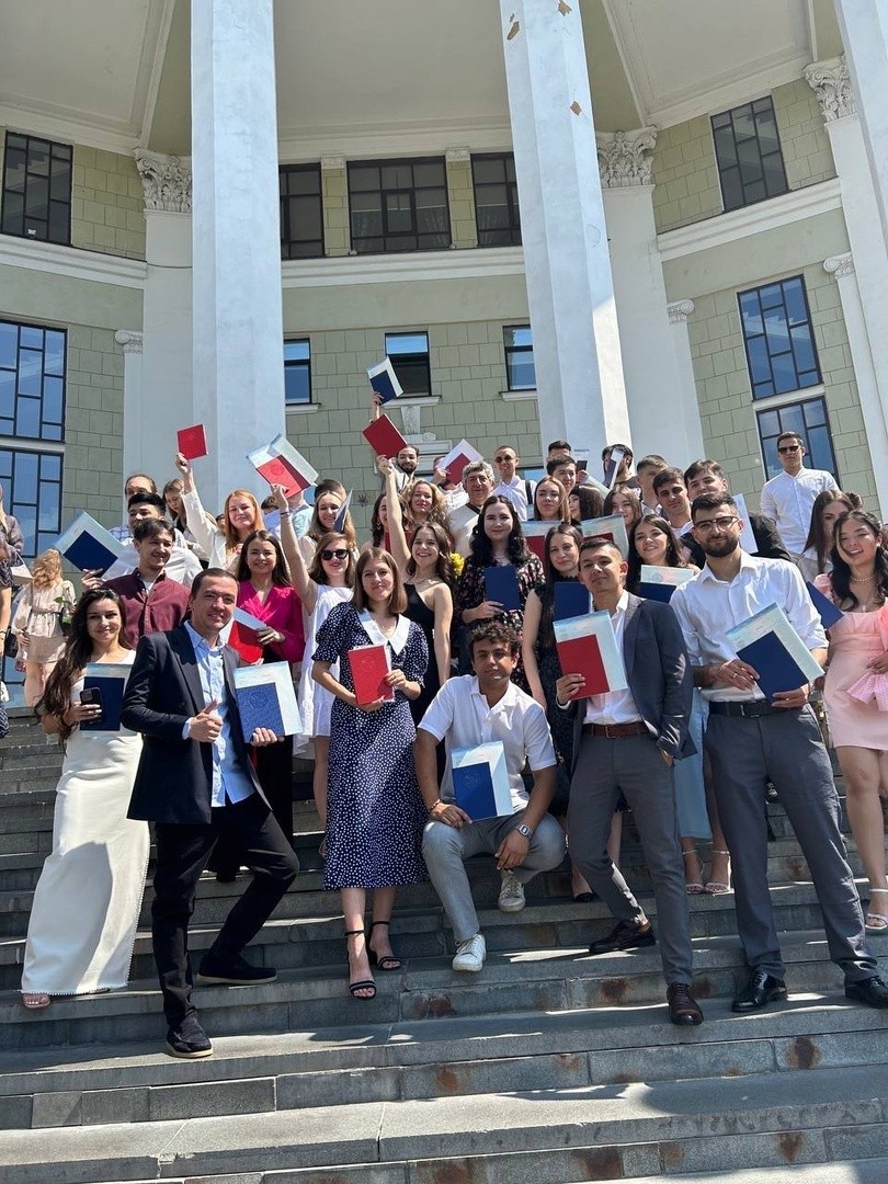 ������ 2023