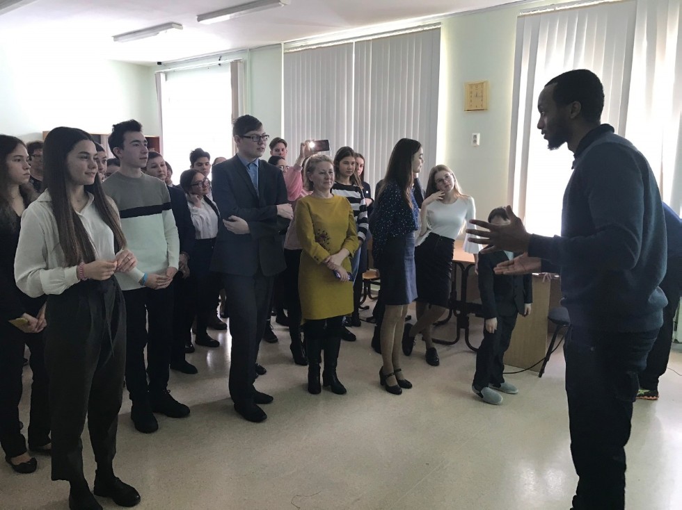 ����������� ������ � �������