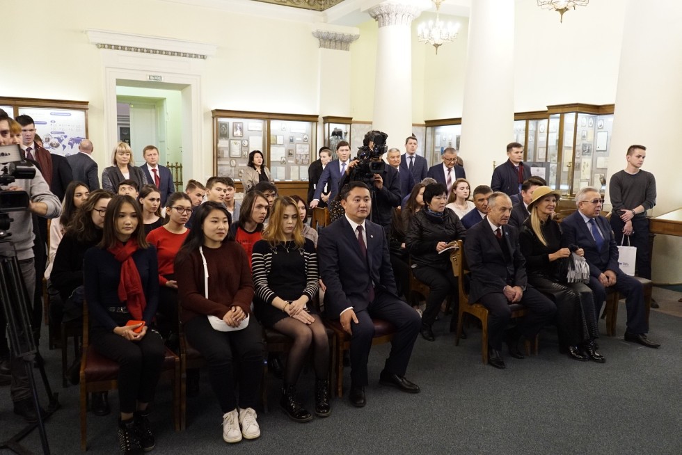 Delegations from Kazakhstan and Mongolia