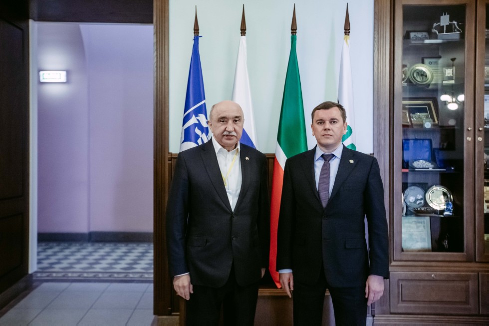 Kazan University toured by Minister of Agriculture and Food of Tatarstan Marat Zyabbarov Kazan University toured by Minister of Agriculture and Food of Tatarstan Marat Zyabbarov