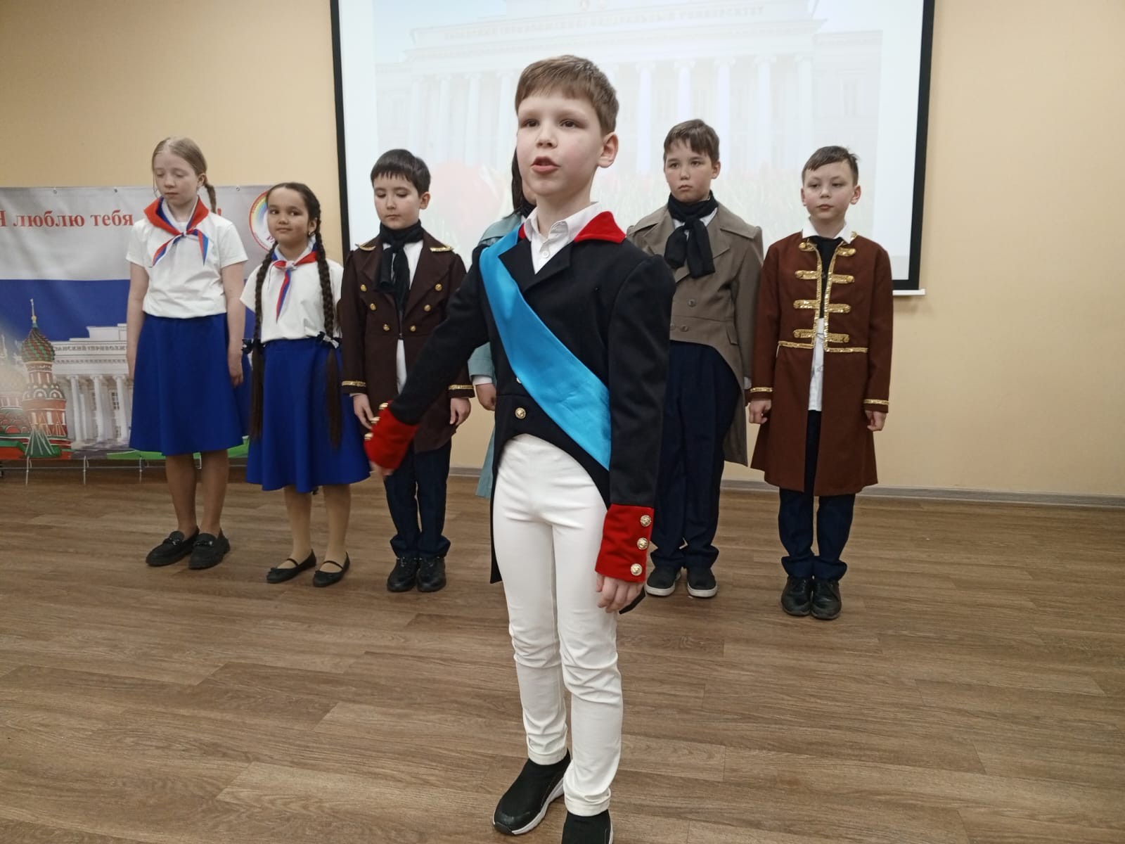 Премьера спектакля 'Я люблю тебя, Россия' прошла триумфально Премьера спектакля 'Я люблю тебя, Россия' прошла триумфально