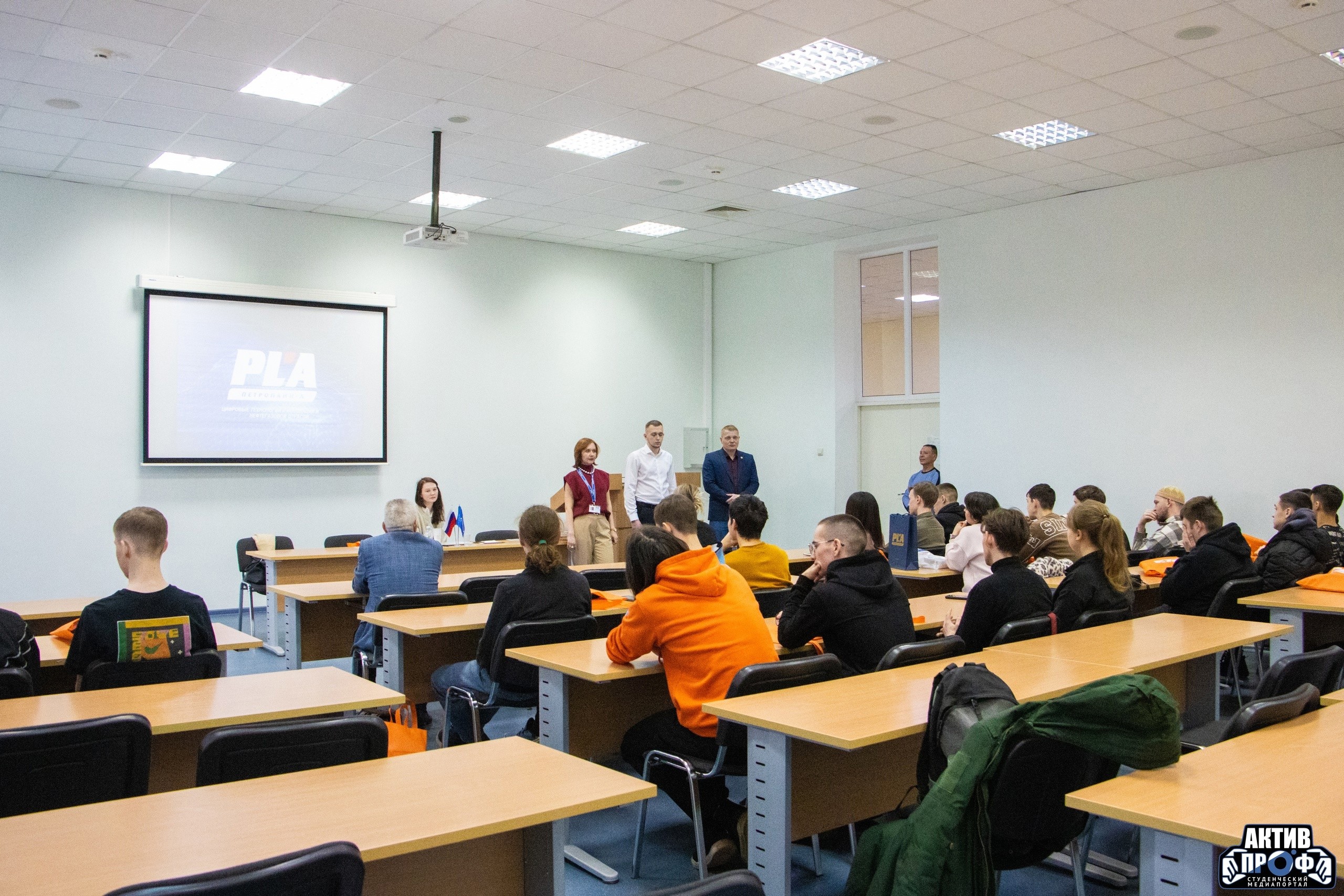 ������� ����������������� ���������� ����� ��������� ����������� �����