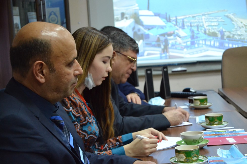 ����� ������������� � ������������ ����� ��������� ���������� � �������� ������������� ���������