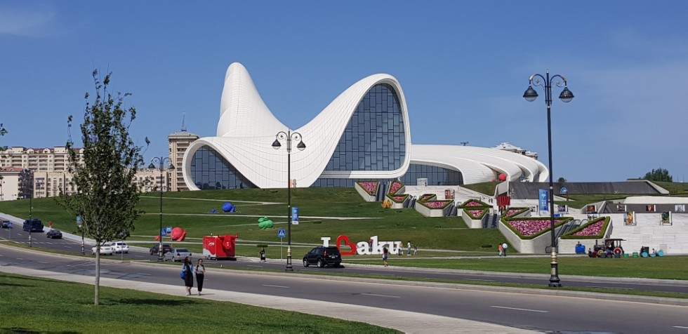 Профессор Казанского университета Д.М. Усманова приняла участие в международной конференции, посвященной столетию провозглашения Азербайджанской демократической республики Профессор Казанского университета Д.М. Усманова приняла участие в международной конференции, посвященной столетию провозглашения Азербайджанской демократической республики