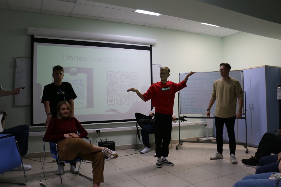 Творческий актив ИТИС встретился с первокурсниками Творческий актив ИТИС встретился с первокурсниками