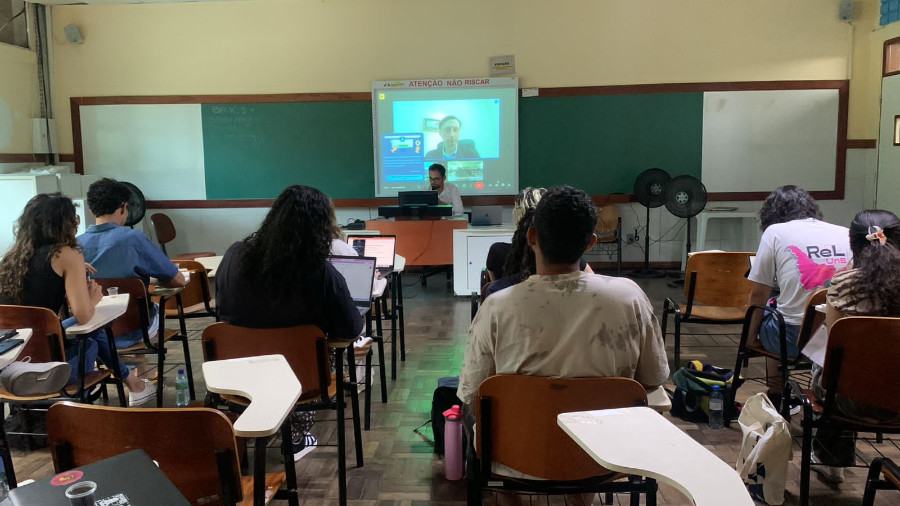 Представитель ЮФ КФУ прочитал лекцию на Летней школе Представитель ЮФ КФУ прочитал лекцию на Летней школе