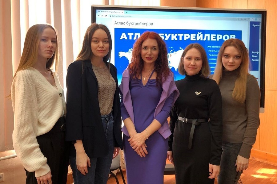 Плодотворное сотрудничество участников студенческого научного объединения 'Творческая индивидуальность писателей, входящих в круг детского/подросткового чтения' и студентов РУДН Плодотворное сотрудничество участников студенческого научного объединения 'Творческая индивидуальность писателей, входящих в круг детского/подросткового чтения' и студентов РУДН