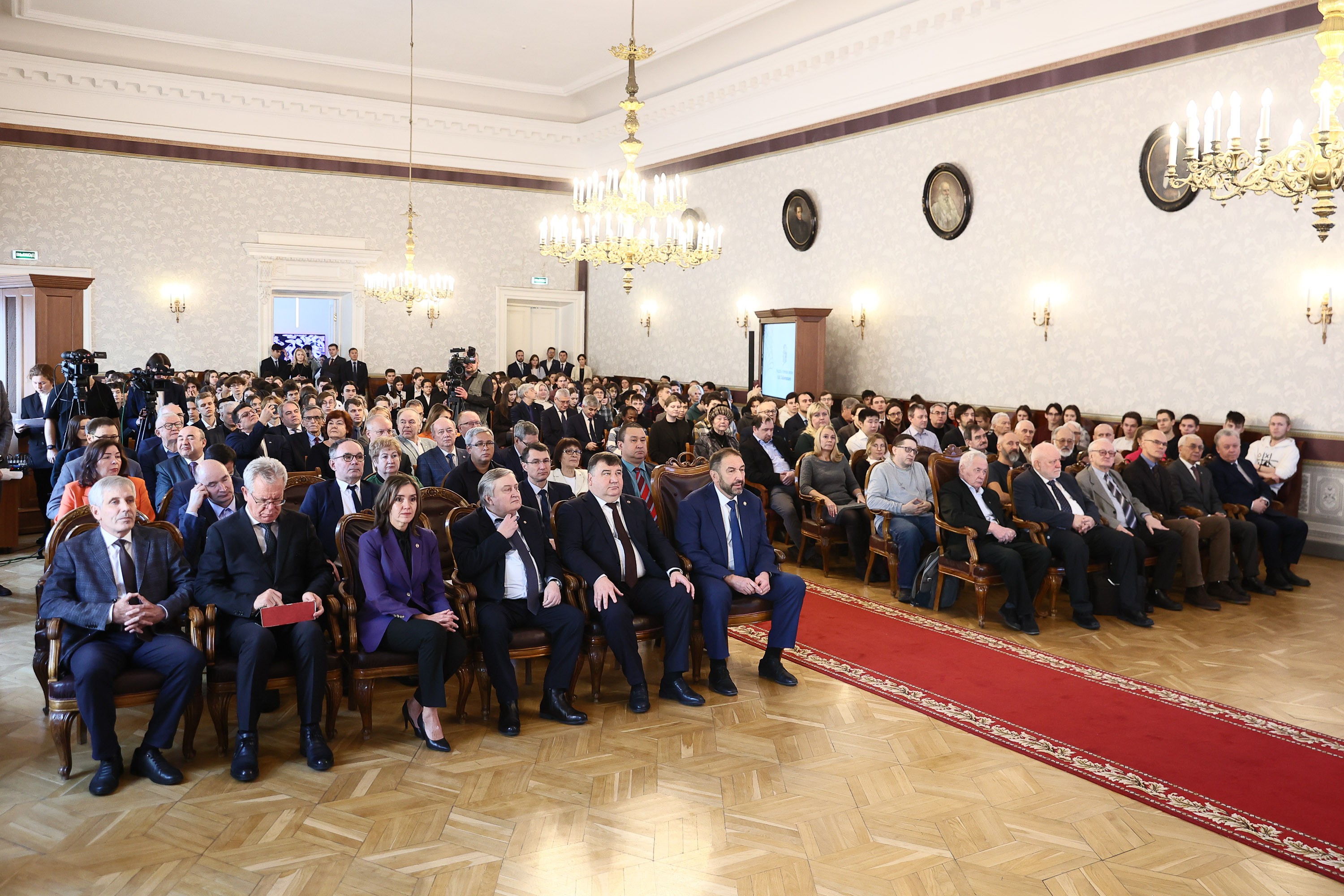 1 �������, � ���� �������� �������� �������� � ��������� ����������� ������������ ������� ������ � ������ ����� �.�. ������������