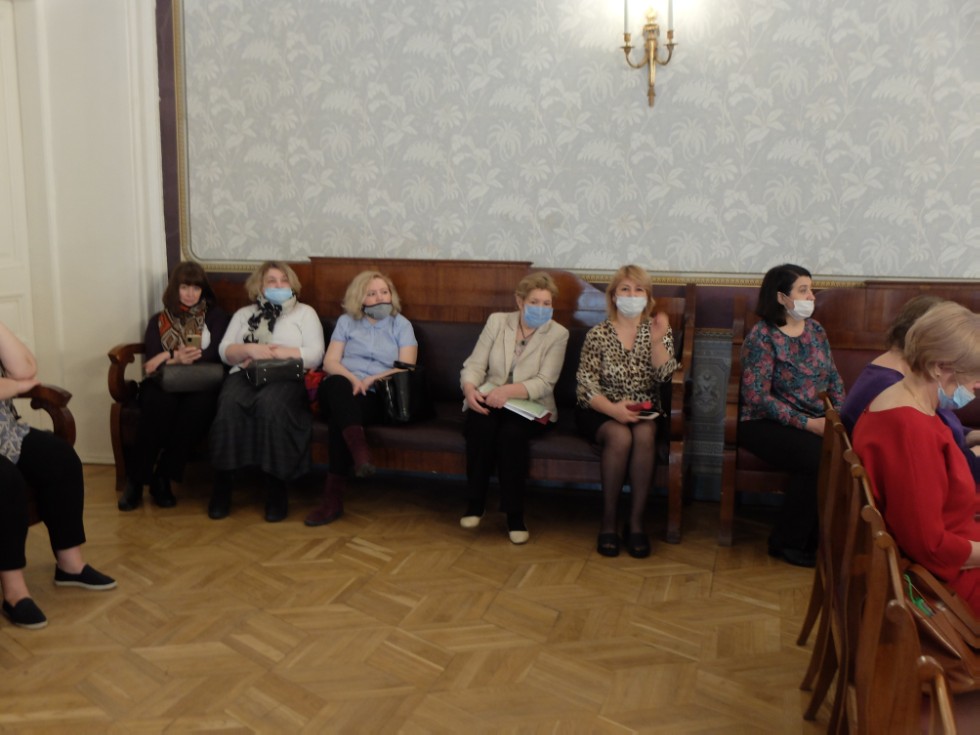 ����������� ����� ������ 8 �����.