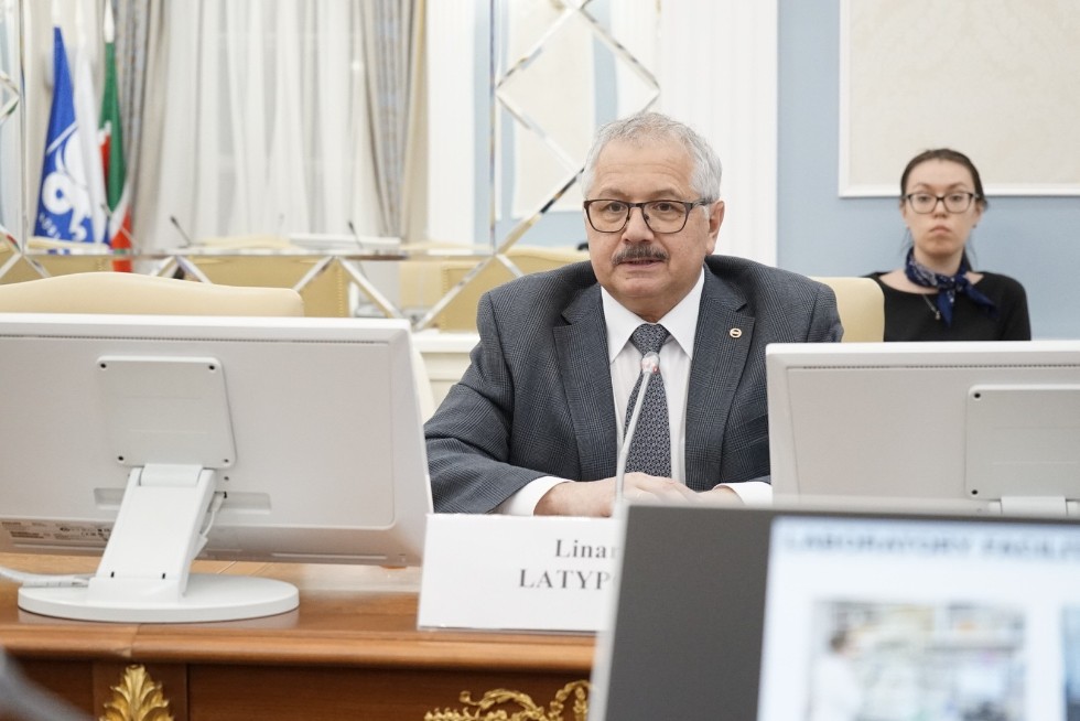 Visit by Ambassador of Burundi Edouard Bizimana