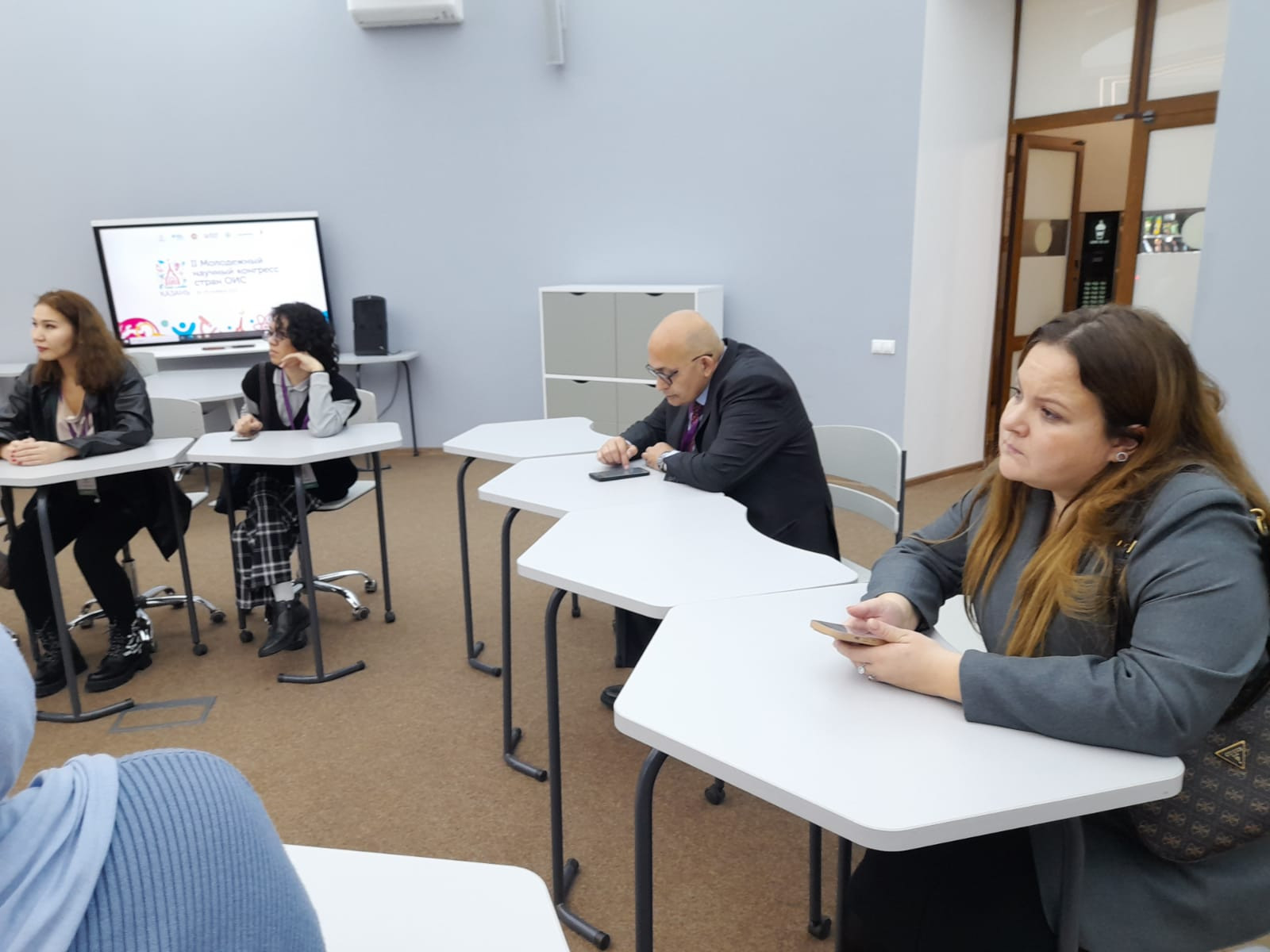 В Институте психологии и образования КФУ открылся II Молодежный научный конгресс стран ОИС В Институте психологии и образования КФУ открылся II Молодежный научный конгресс стран ОИС