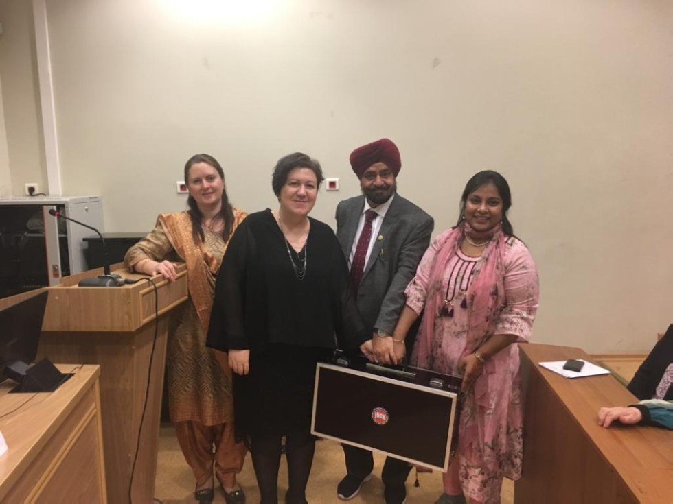 ��������� � �������������� ����������� � ��������� �������������� ��������������: ����� ������� ������������� �����������