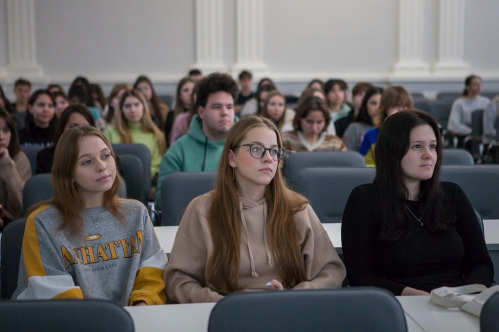 ����� ������� � ���������� ������������: � ���������� ��������� ��������� �������� ���� � ������� ����