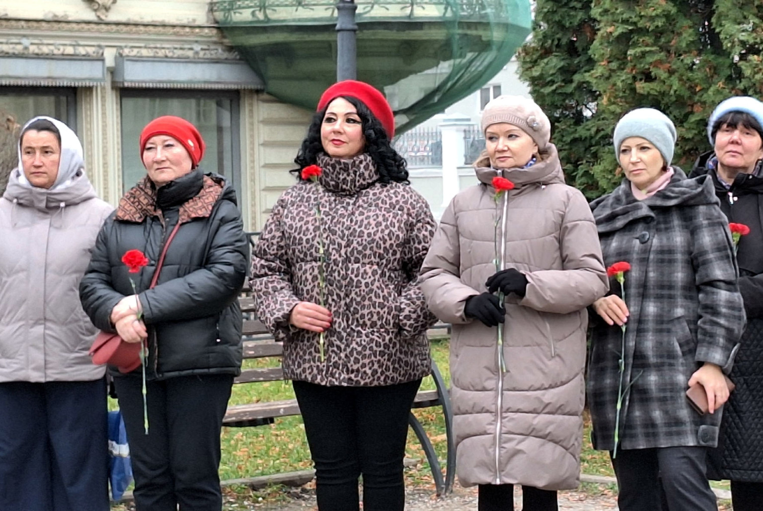 1 ������� - ���� �������� �. �. ������������