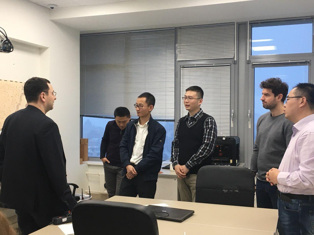Huawei visited Laboratory of Intelligent Robotic Systems ,Huawei, visit, robotics