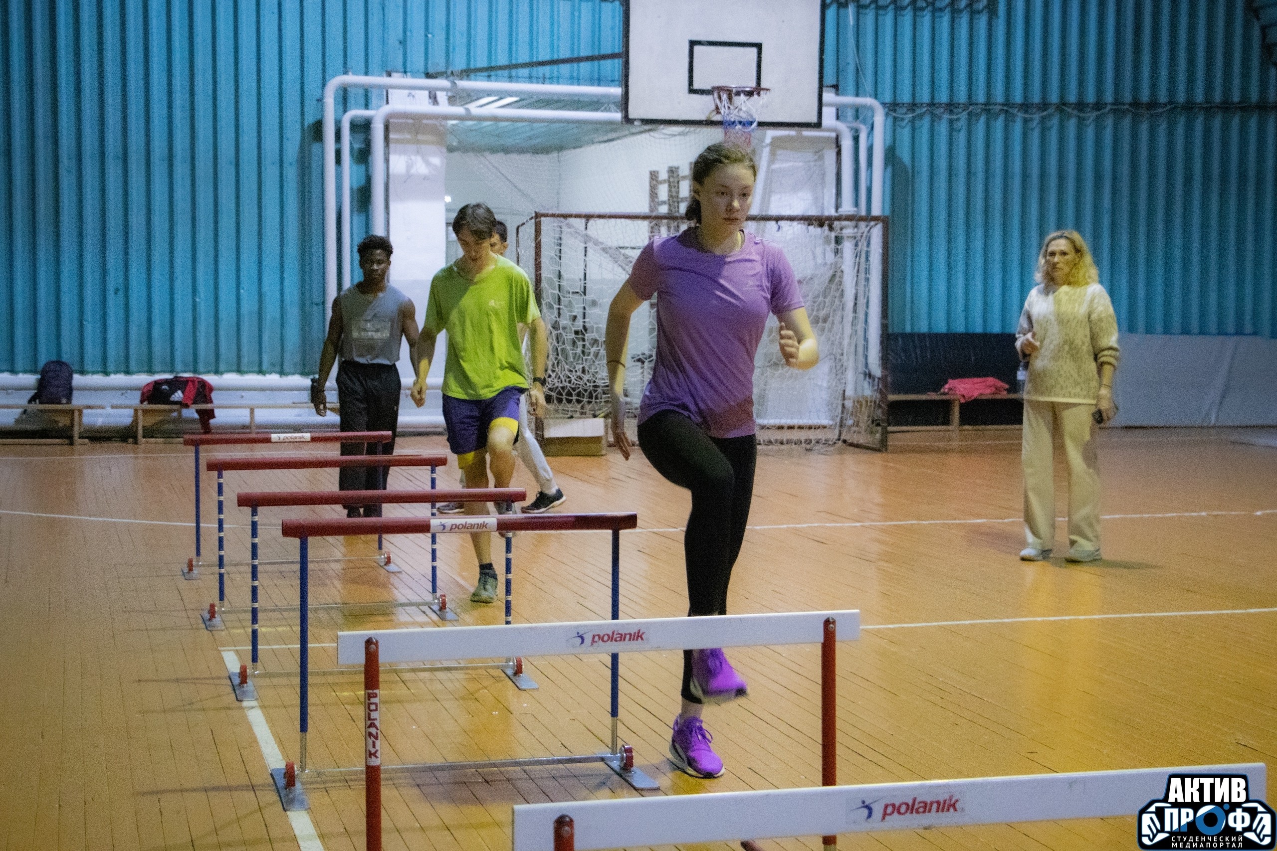 Спортивный средник Спортивный средник