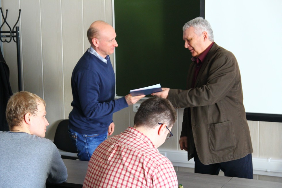 ����� ��������� ������������ 