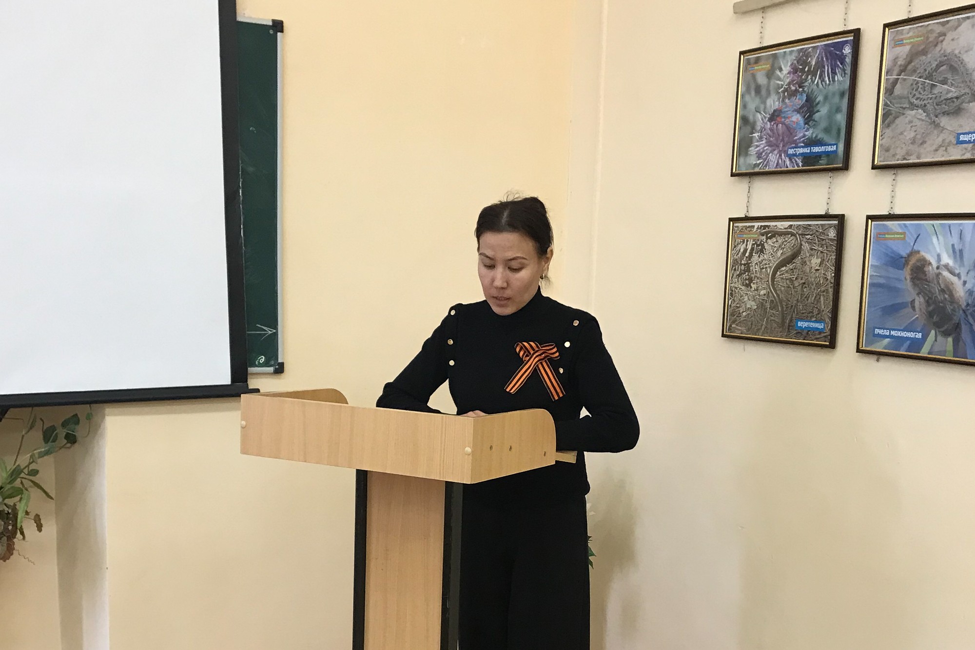 Прошли кураторские часы на отделении математики и естественных наук Прошли кураторские часы на отделении математики и естественных наук