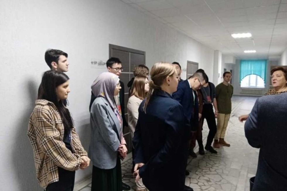 Команда Археологического кружка ЕИ КФУ приняла участие во Всероссийской XI Башкирской археологической конференции Команда Археологического кружка ЕИ КФУ приняла участие во Всероссийской XI Башкирской археологической конференции