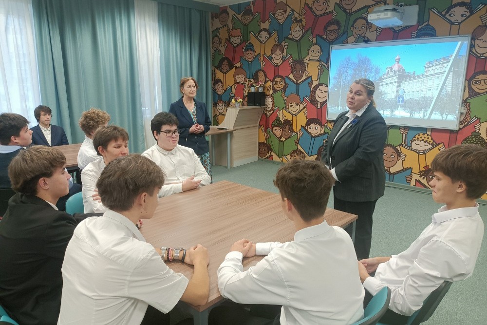 Прошла деловая игра для школьников 'Скажи профессии педагога ? 'Да!' Прошла деловая игра для школьников 'Скажи профессии педагога ? 'Да!'