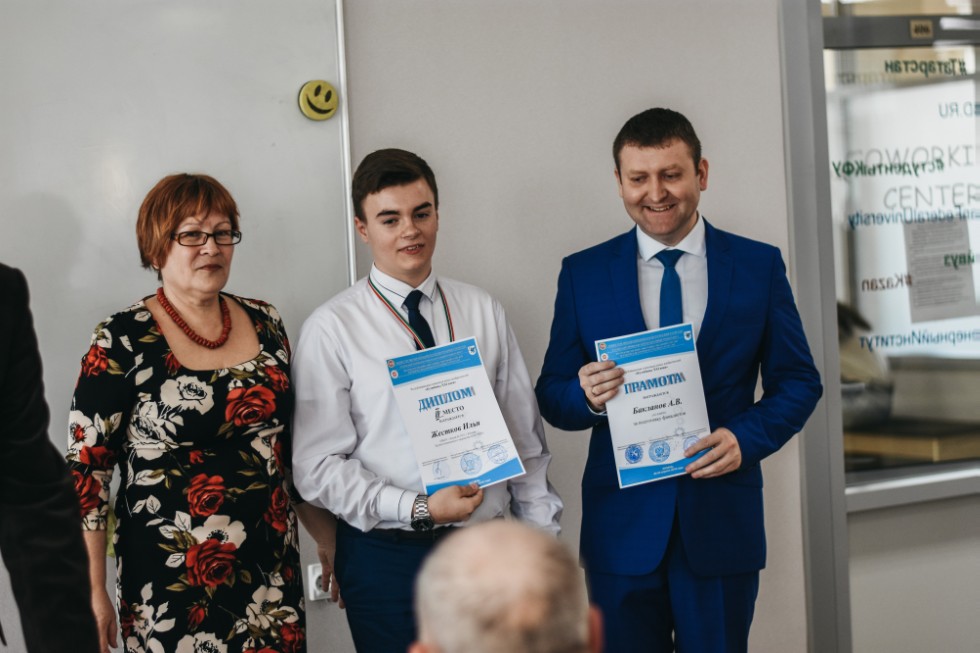 ����� ��������� ���� ������������� 