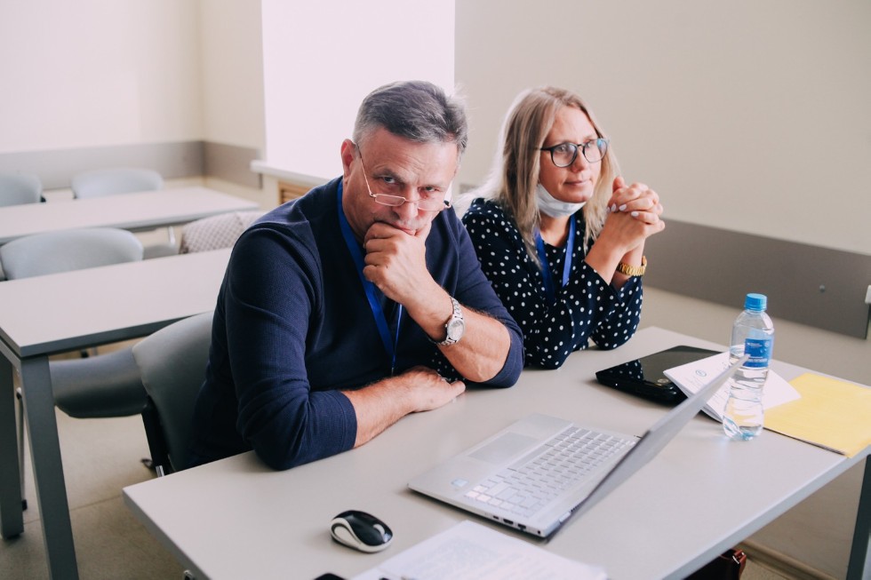 ��������� ������ XIII ������������� ������-������������ ����������� '������ ? �����: ������� � ��������'