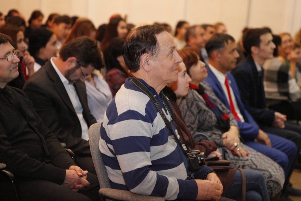 Фестиваль дружбы народов прошел в Елабужском институте КФУ Фестиваль дружбы народов прошел в Елабужском институте КФУ