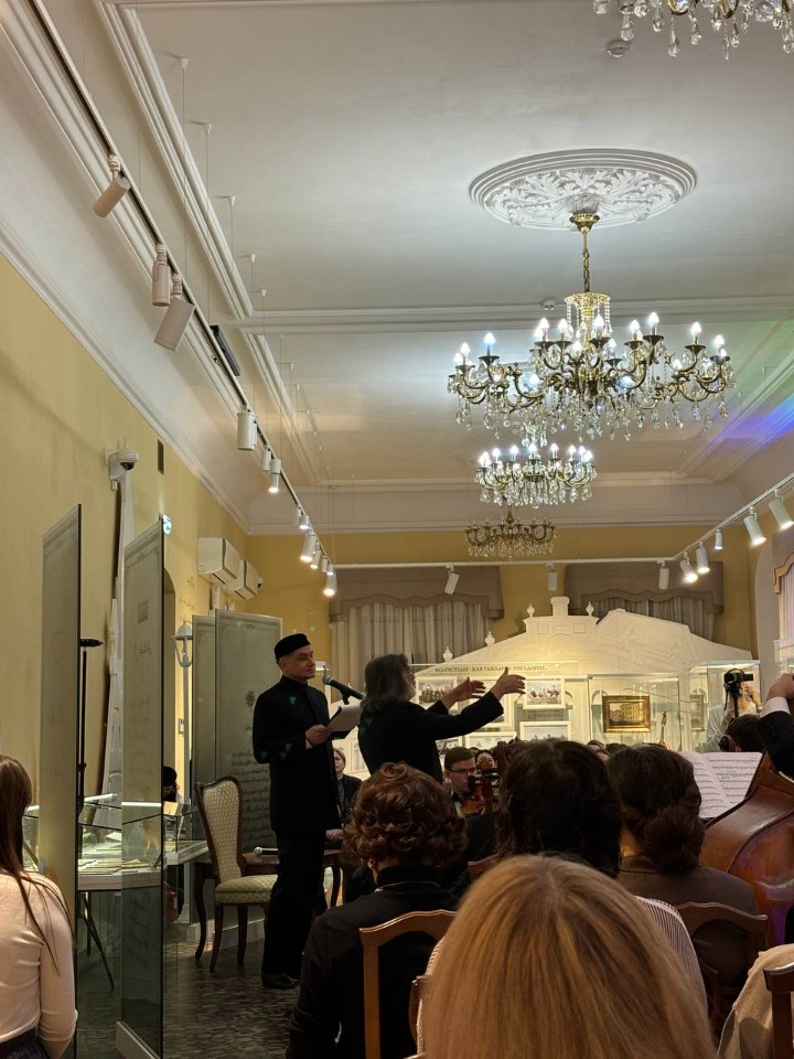 Студенты дошкольного образования на концерте Казанского камерного оркестра 'La Primavera' в музее Г.Тукая Студенты дошкольного образования на концерте Казанского камерного оркестра 'La Primavera' в музее Г.Тукая