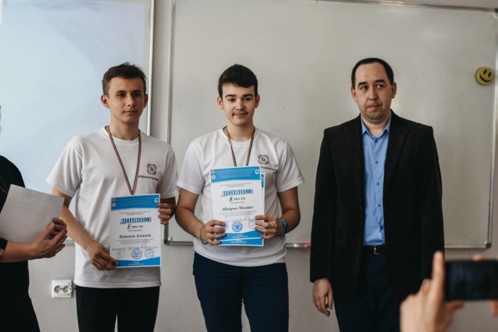 ����� ��������� ���� ������������� 