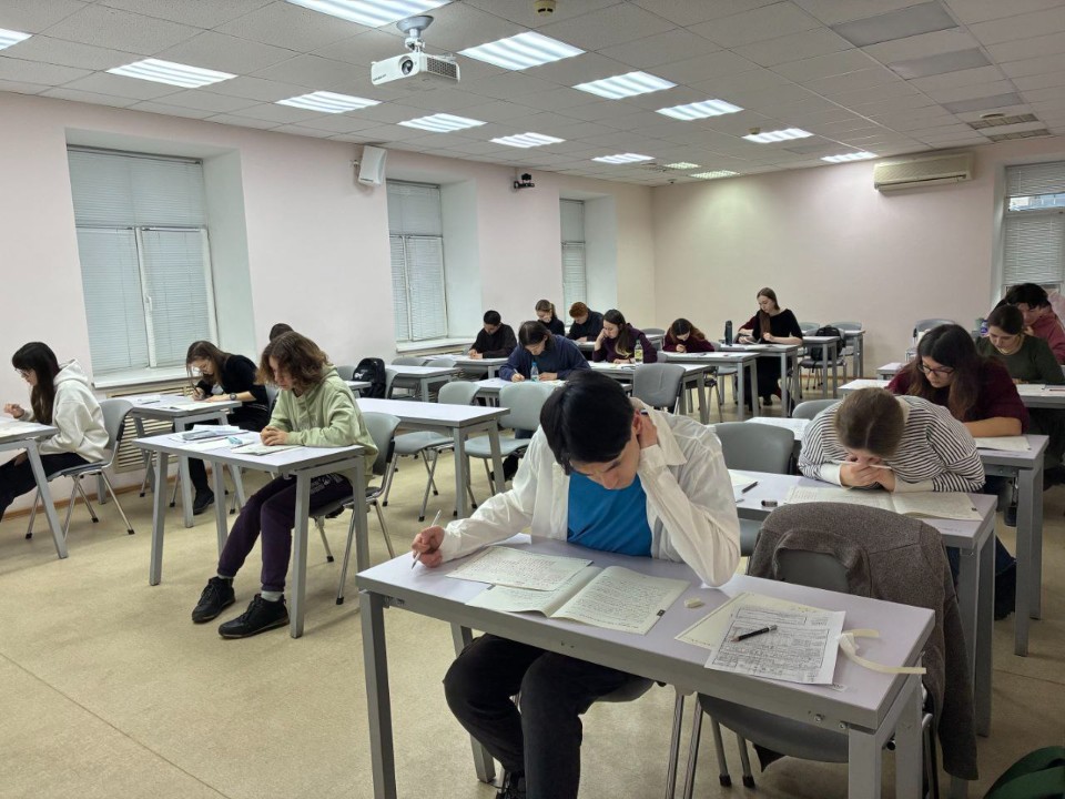 Международный экзамен Нихонго Норёку Сикэн прошел в КФУ Международный экзамен Нихонго Норёку Сикэн прошел в КФУ