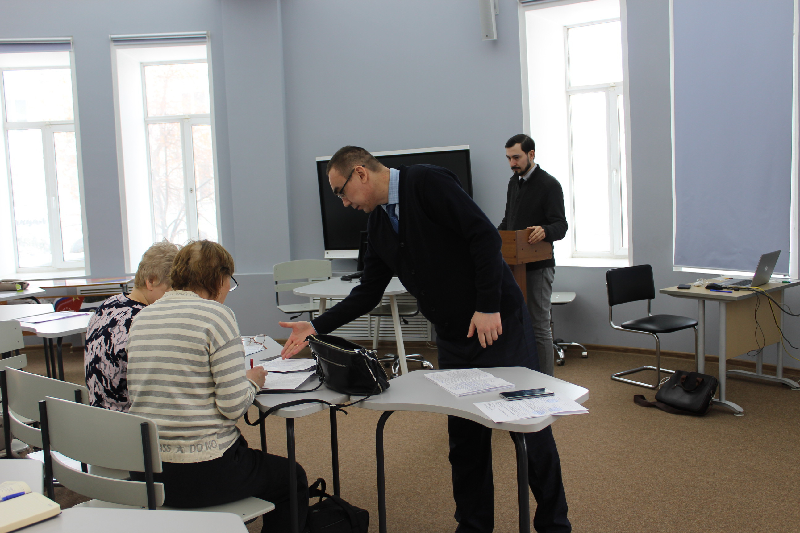 ������������� ��������� � �������� ��������: �� ������������ � �����������