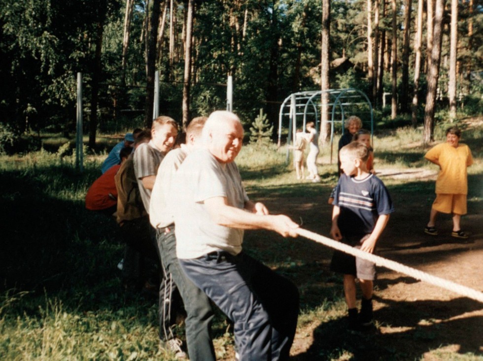 ���������� ������ 2001 / Petrov School 2001