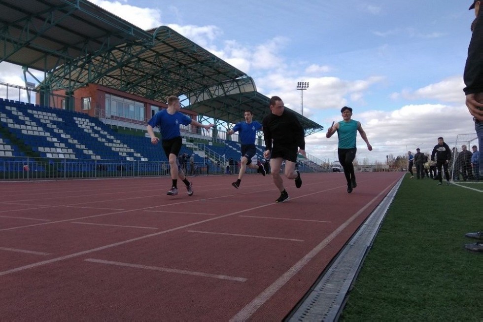 Состоялась легкоатлетическая эстафета на призы газеты 'Новая Кама' Состоялась легкоатлетическая эстафета на призы газеты 'Новая Кама'