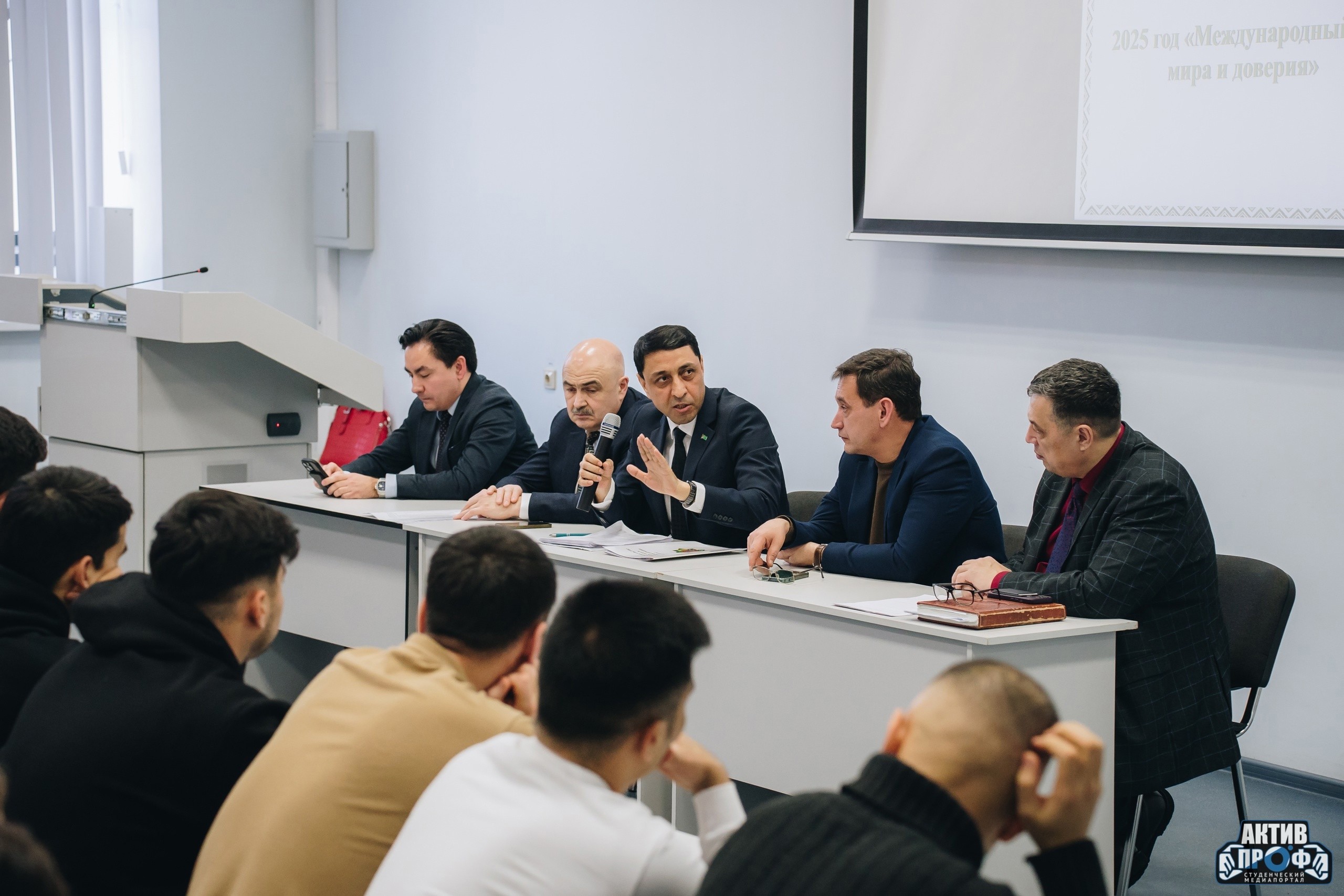 ������ ������������� ���������� �� ���������� �������������������� ��������� ���