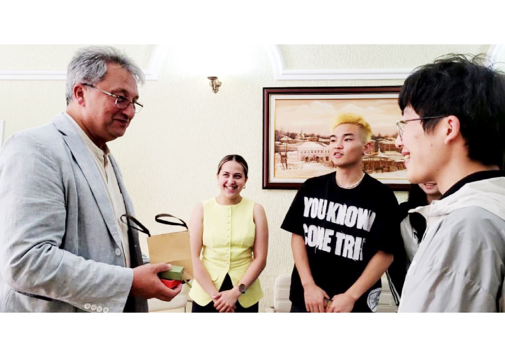 Студенты Цзясиньского университета проходят стажировку в Елабужском институте КФУ Студенты Цзясиньского университета проходят стажировку в Елабужском институте КФУ