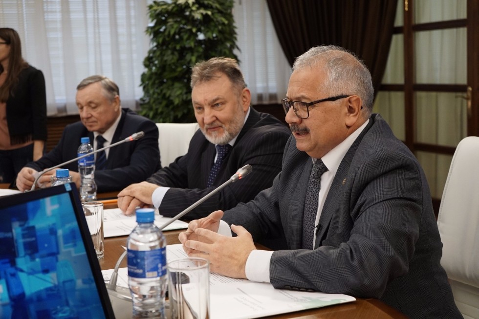 Russian-Belarusian Expert Club Discusses Questions of Transcontinental Corridors in Eurasia