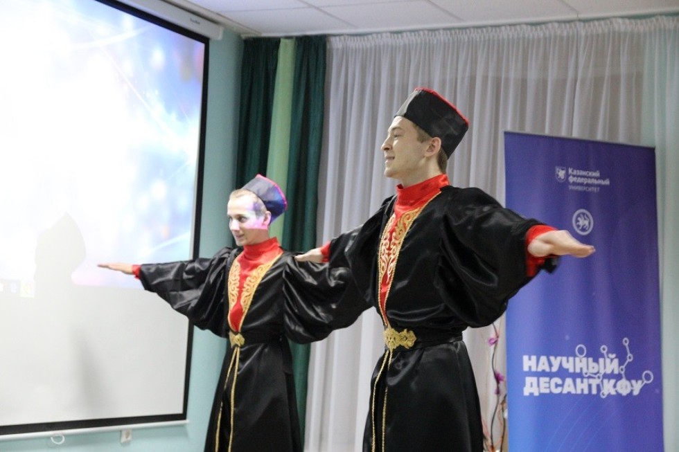 Научный десант КФУ 'высадился' в Заинске Научный десант КФУ 'высадился' в Заинске