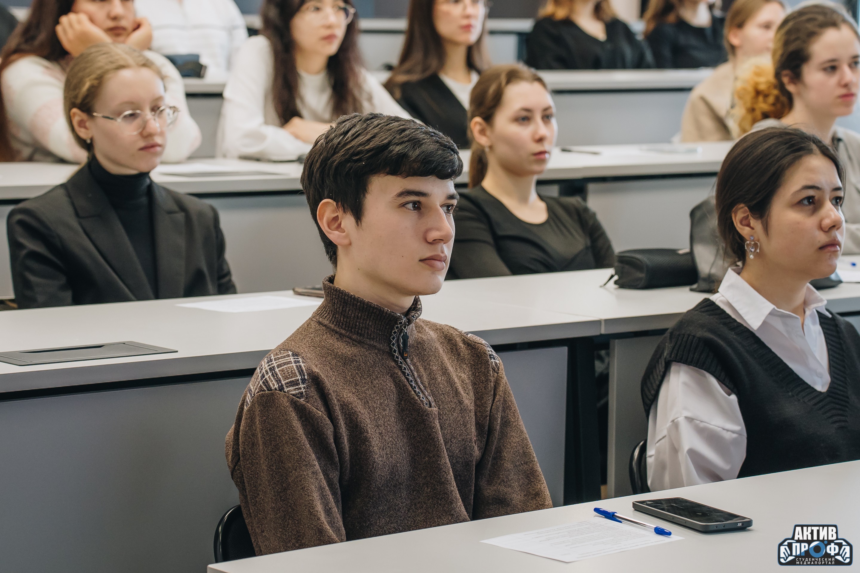 Гостевая лекция для будущих экономистов! Гостевая лекция для будущих экономистов!